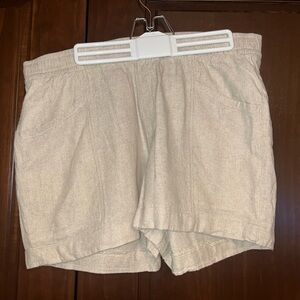 Old Navy Cream Linen-Viscose Shorts